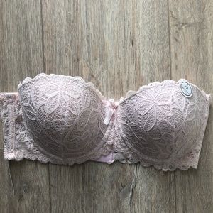 Strapless lace Bra